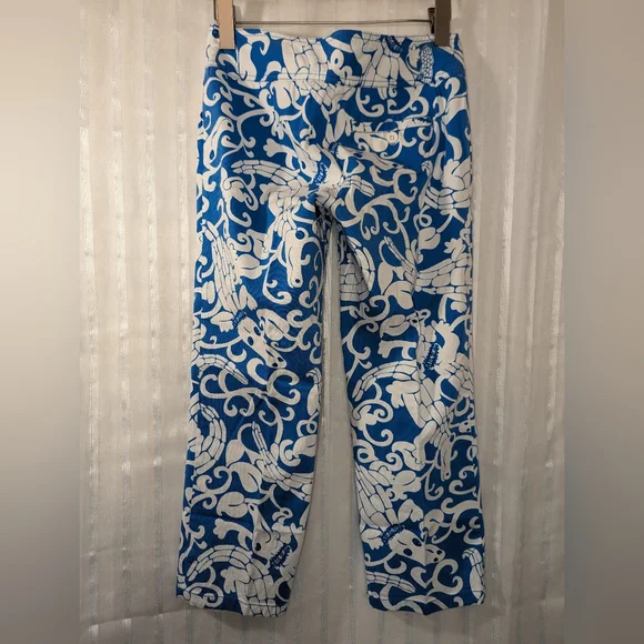 LILLY PULITZER Pants Blue White Print size 4 Beautiful Summery Print Alligator - Picture 3 of 17